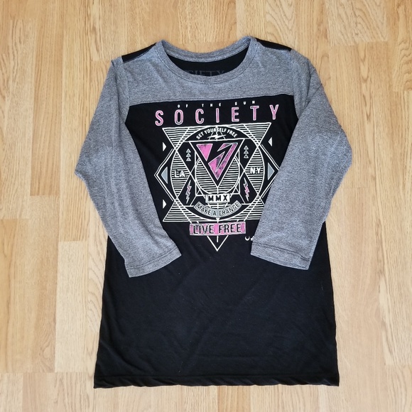 Buckle Tops - Society Womans 3/4 Sleeve Long Sleeve Tee